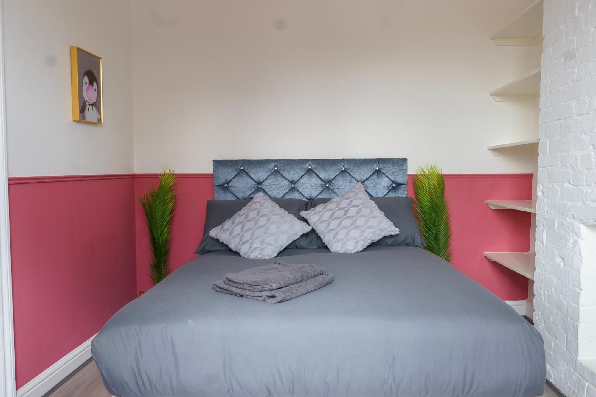 Apartamento 5c- Stylish Urban Retreat - Spacious 2 Bed Flat Londres