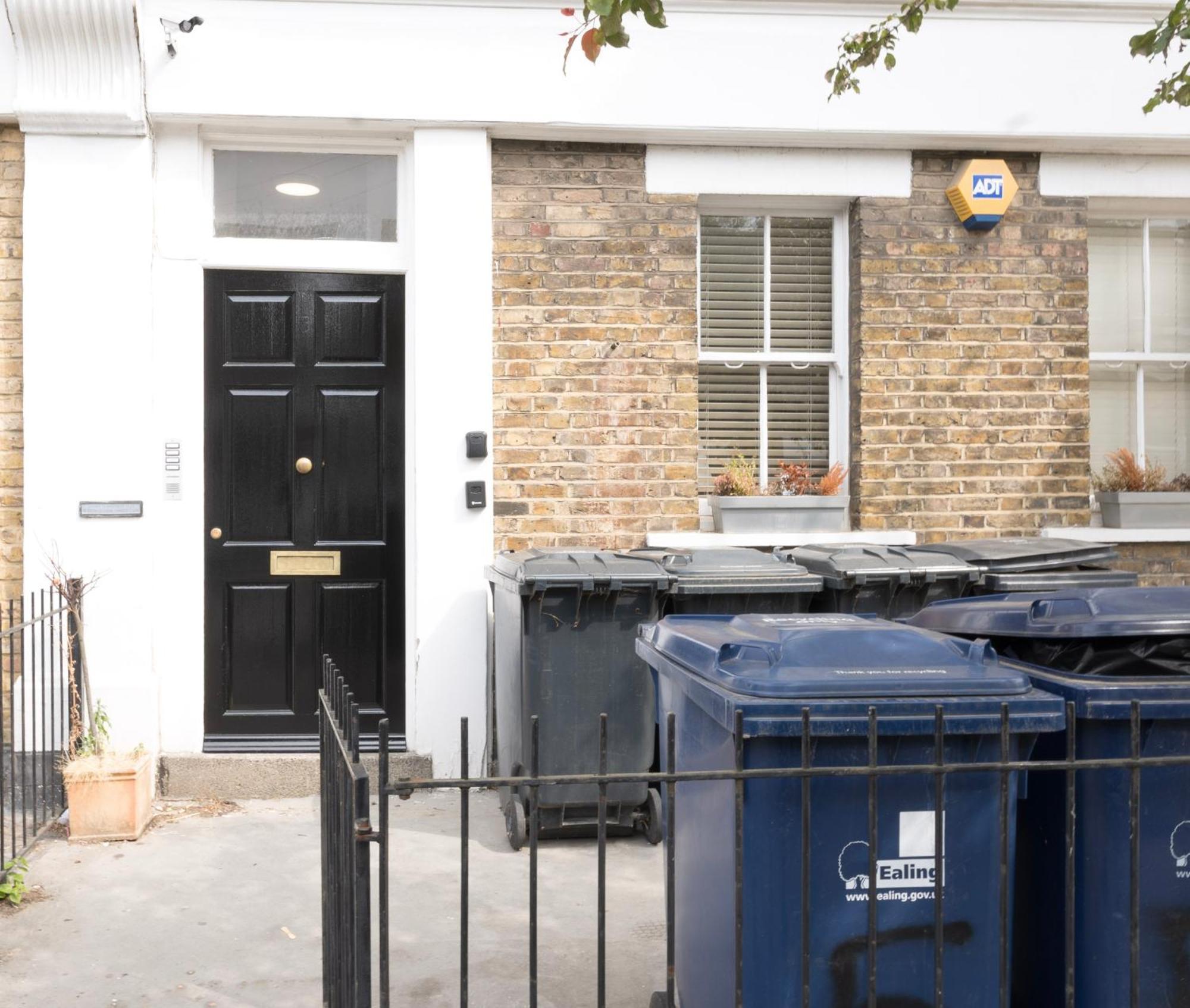 Apartamento 5c- Stylish Urban Retreat - Spacious 2 Bed Flat Londres